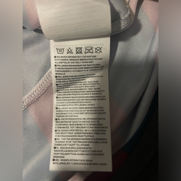 Men’s Vintage Nike FC Barcelona Messi Jersey - Picture 9 of 10